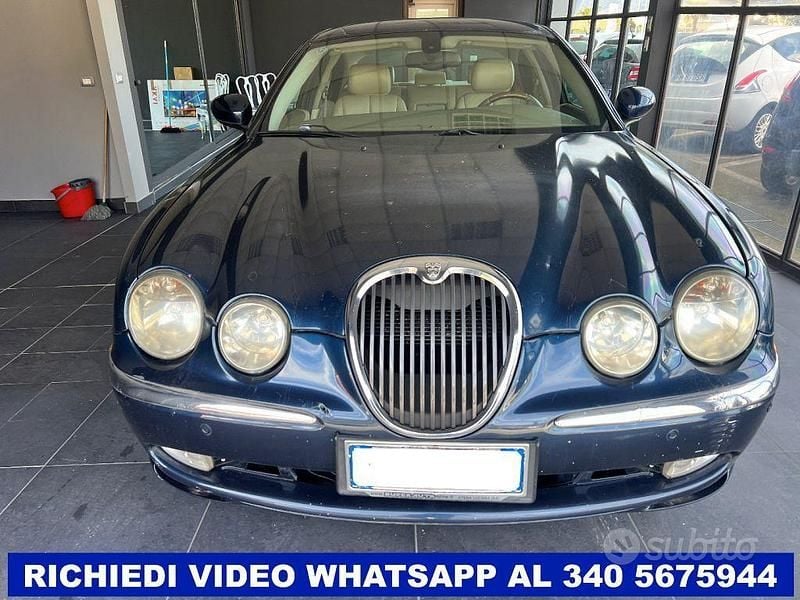Usata Jaguar S-Type Executive 238 CV (175 kW) 2002 Blu Berlina