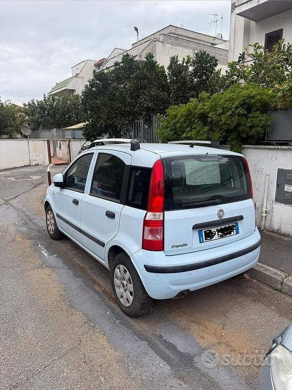 Usata 2010 Fiat Panda Due volumi | 4500 € - Immagine 1/3