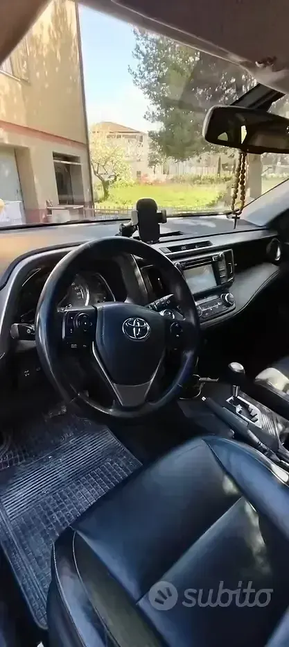 Usata Toyota RAV4 Anniversary 150 CV (110 kW) 2014 Nero SUV