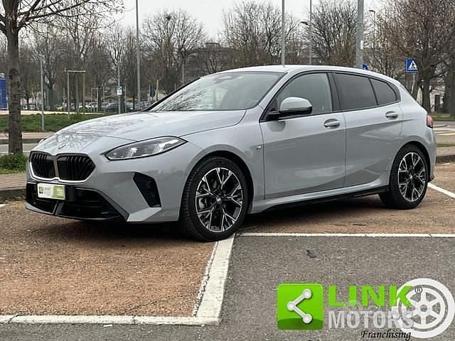 Usata BMW 120 M Sport 170 CV (125 kW) 2025 Grigio Utilitaria