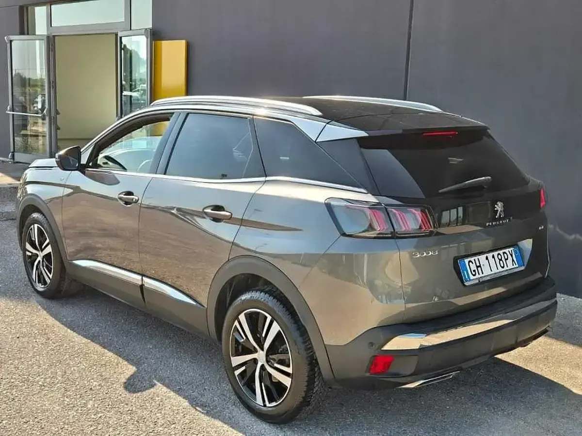 Usata Peugeot 3008 GTi 131 CV (96 kW) 2021 Grigio SUV