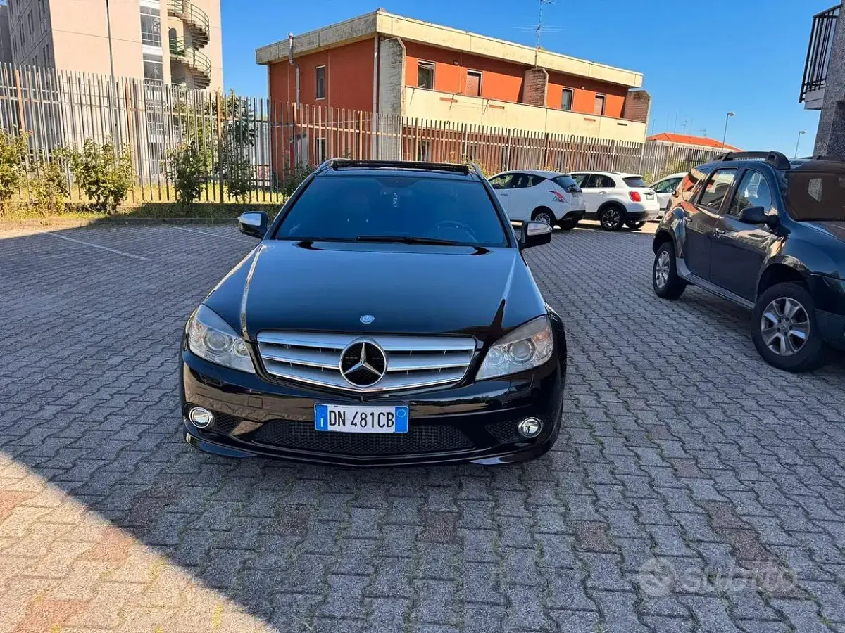 Usata Mercedes C320 Avantgarde 224 CV (164 kW) 2008 Nero Station wagon