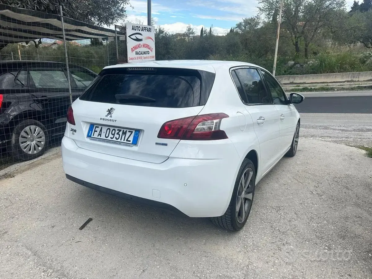 Usata Peugeot 308 Allure 120 CV (88 kW) 2015 Bianco Berlina