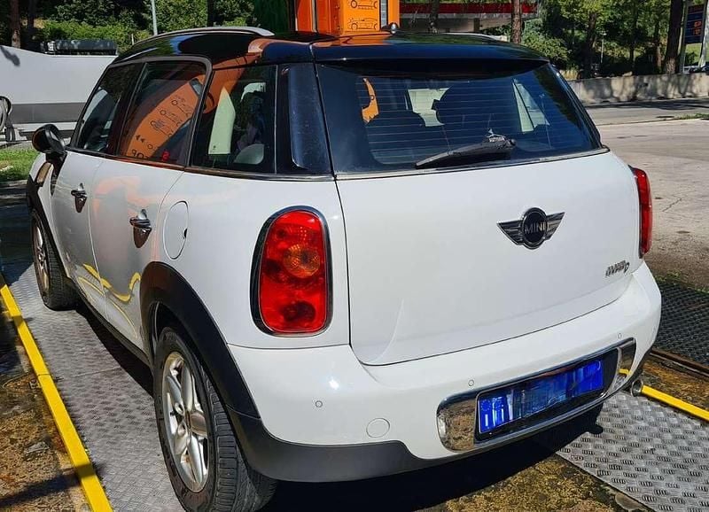 Usata Mini Cooper D Countryman 111 CV (81 kW) 2011 Bianco SUV