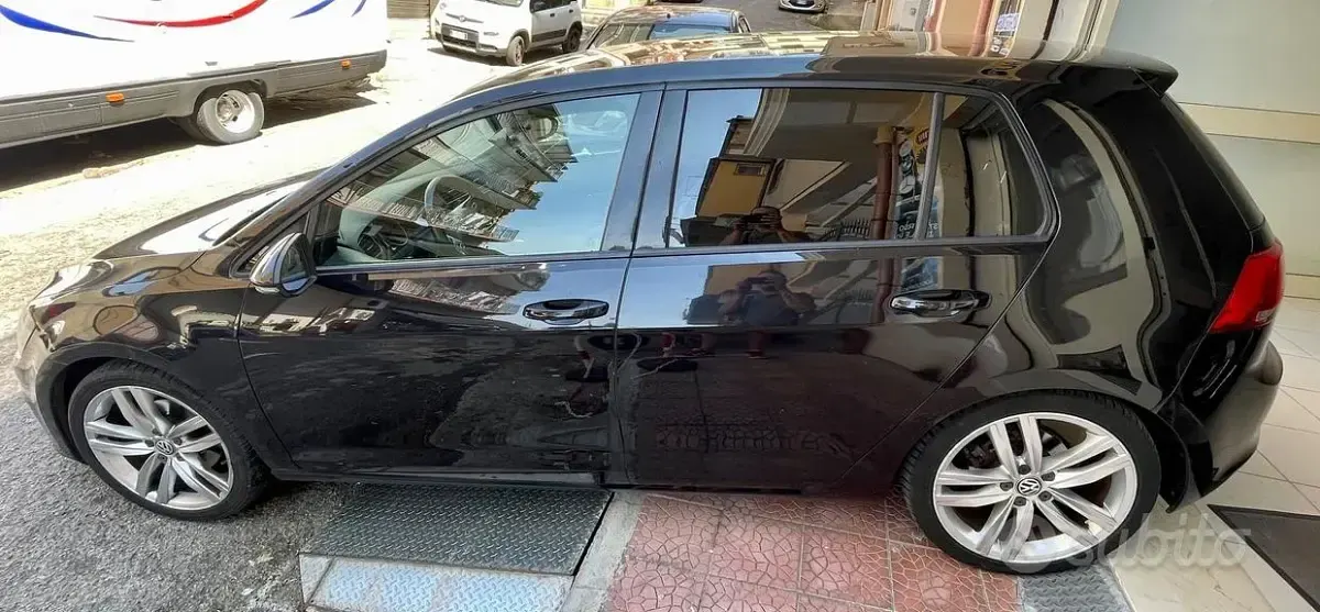 Usata VW Golf Plus Highline 105 CV (77 kW) 2013 Nero Monovolume