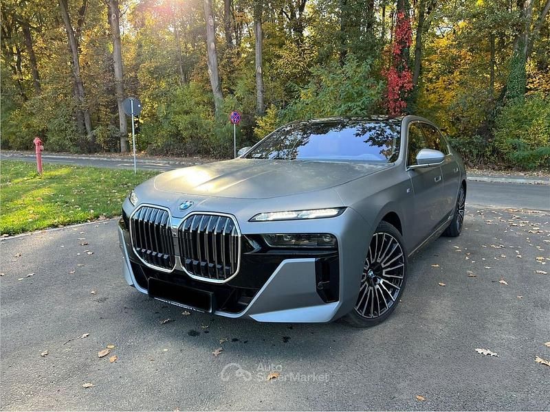 Usata BMW 740 286 CV (210 kW) 2025 Berlina