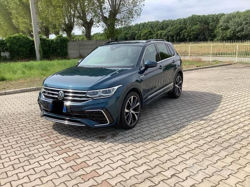 Blu/azzurro Usata 2022 VW Tiguan R-line SUV | 27.900 € (Ottimo prezzo) - Immagine 1/4