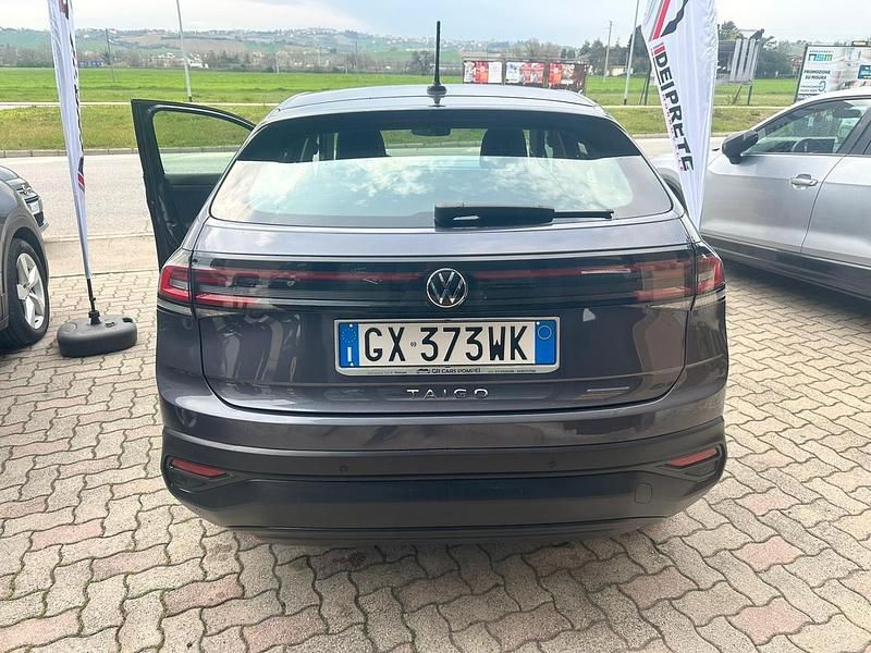 Usata VW Taigo Life 95 CV (69 kW) 2023 Grigio SUV