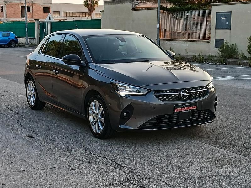 Usata Opel Corsa Elegance 101 CV (74 kW) 2020 Grigio Utilitaria