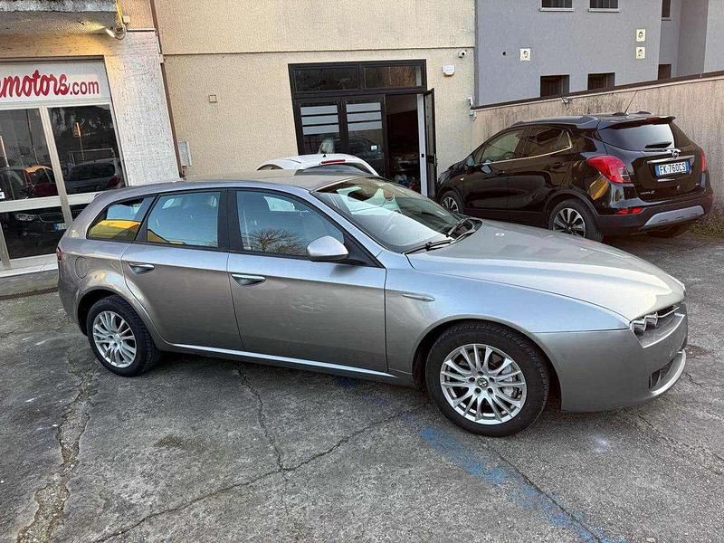 Usata Alfa Romeo 159 Distinctive 150 CV (110 kW) 2009 Grigio Station wagon