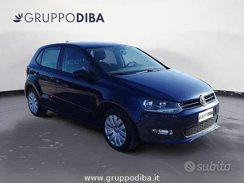 Usata VW Polo Trendline 75 CV (55 kW) 2014 Blu Berlina