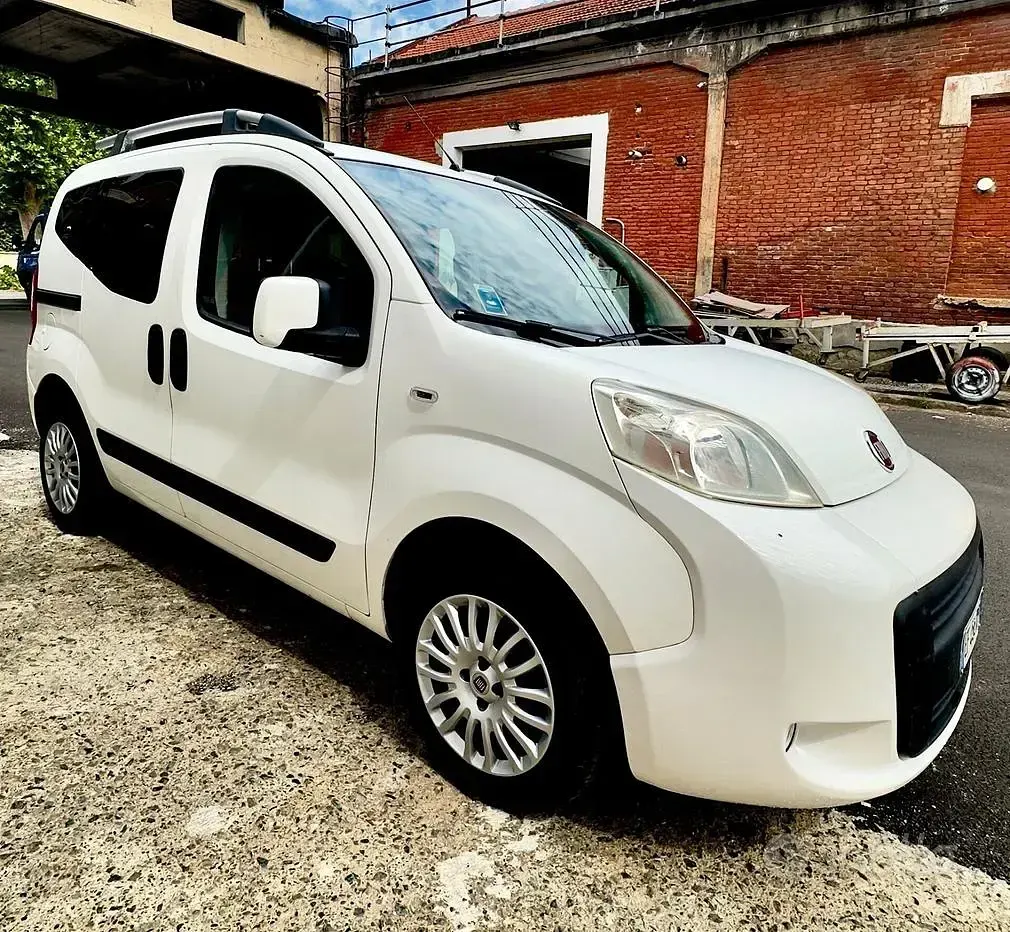 Usata Fiat Qubo Dynamic 95 CV (69 kW) 2011 Bianco Monovolume