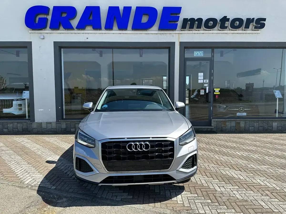 Usata Audi Q2 Advanced 150 CV (110 kW) 2023 Argento SUV