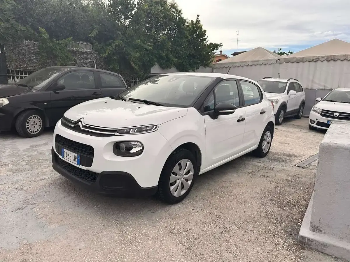 Usata Citroën C3 Feel 68 CV (50 kW) 2018 Bianco Utilitaria