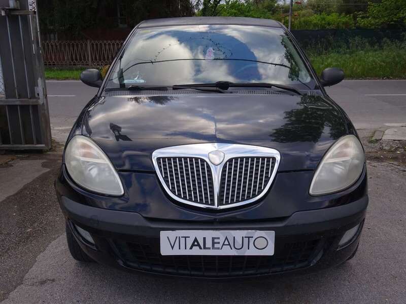 Usata Lancia Ypsilon 75 CV (55 kW) 2006 Nero Utilitaria