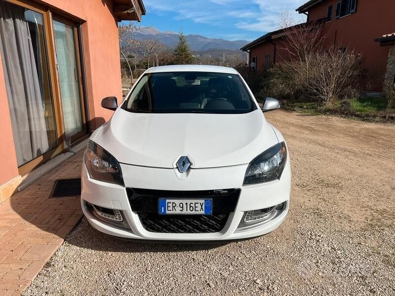 Usata 2013 Renault Mégane GT Line GT-Line Tre volumi | 2900 € (Super prezzo) - Immagine 1/4