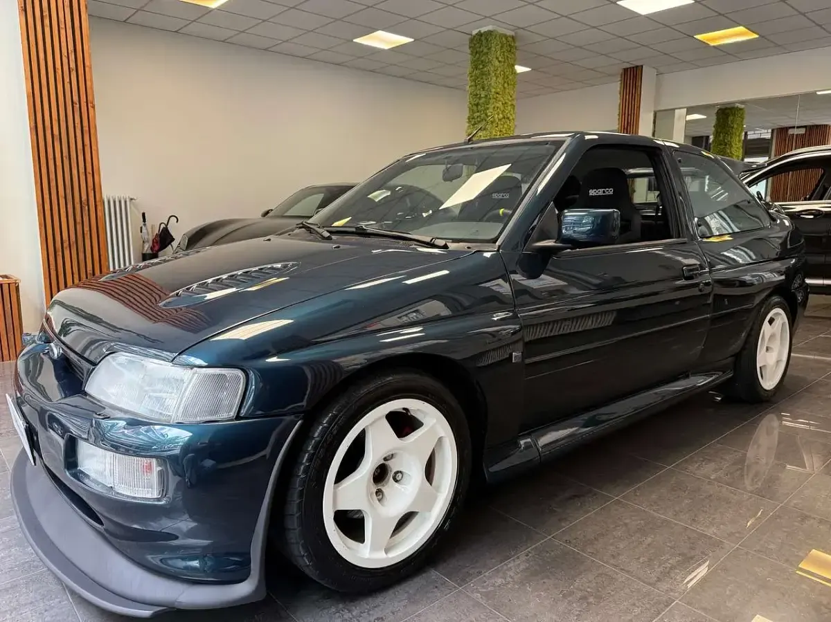 Usata Ford Escort RS 299 CV (219 kW) 1992 Mallard green Berlina