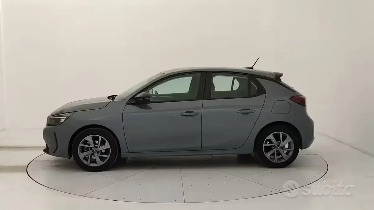 Usata Opel Corsa S 75 CV (55 kW) 2024 Grigio Utilitaria