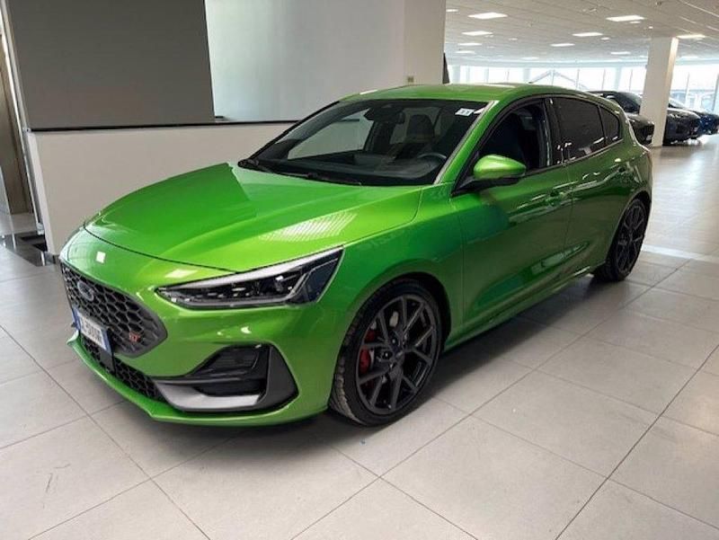 Mean green Usata 2023 Ford Focus ST Tre volumi | 22.000 € (Ottimo prezzo) - Immagine 1/4