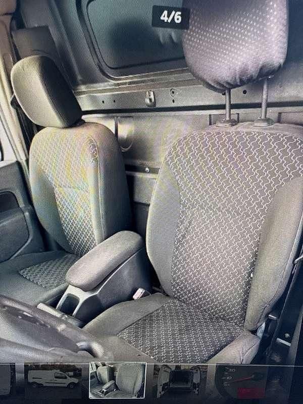 Usata Renault Kangoo Expression 90 CV (66 kW) 2011 Bianco Monovolume