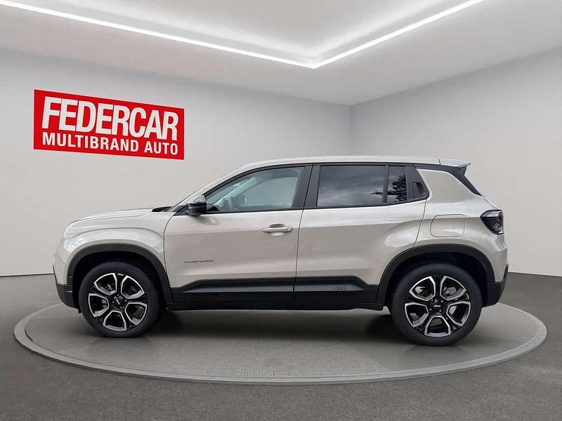 Usata Jeep Avenger Summit 101 CV (74 kW) 2025 Beige SUV