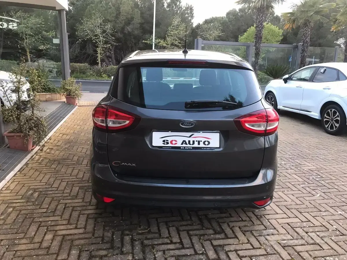 Usata Ford C-MAX Business Edition 95 CV (69 kW) 2017 Grigio Monovolume