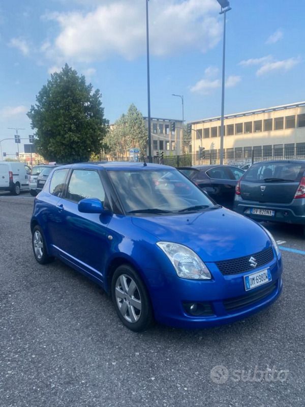 Usata Suzuki Swift 92 CV (67 kW) 2008 Blu Utilitaria