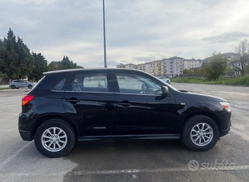 Usata Mitsubishi ASX 150 CV (110 kW) 2012 Nero SUV