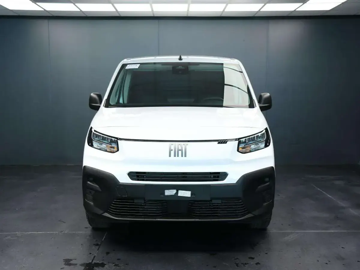 Nuova Fiat Doblò 101 CV (74 kW) 2026 Bianco Monovolume