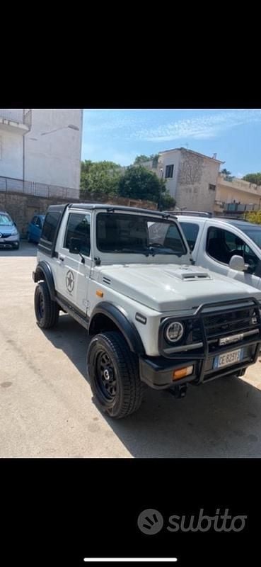 Bianco Usata 1997 Suzuki Samurai SUV | 9000 € (Molto cara) - Immagine 1/4