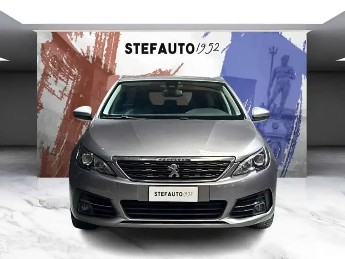 Usata Peugeot 308 SW Allure 131 CV (96 kW) 2021 Argento Station wagon