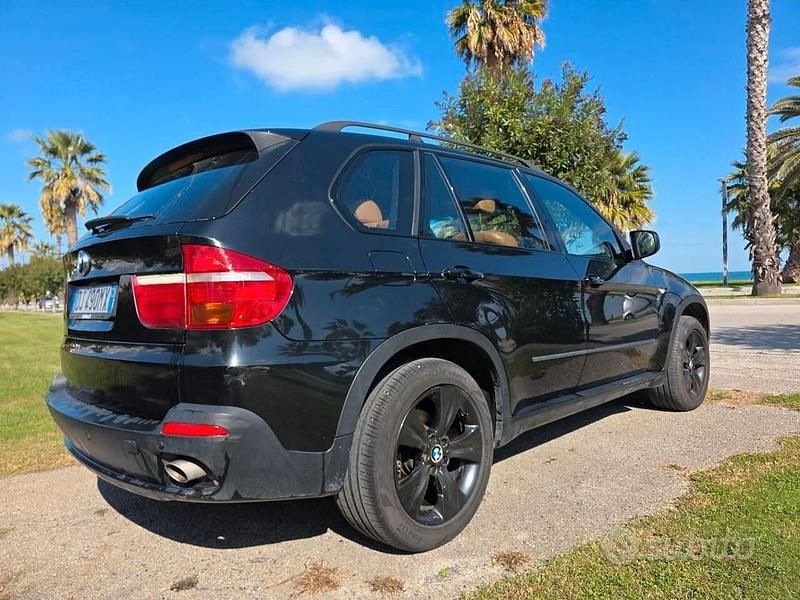 Usata BMW X5 Efficient Dynamics 235 CV (172 kW) 2007 Nero SUV
