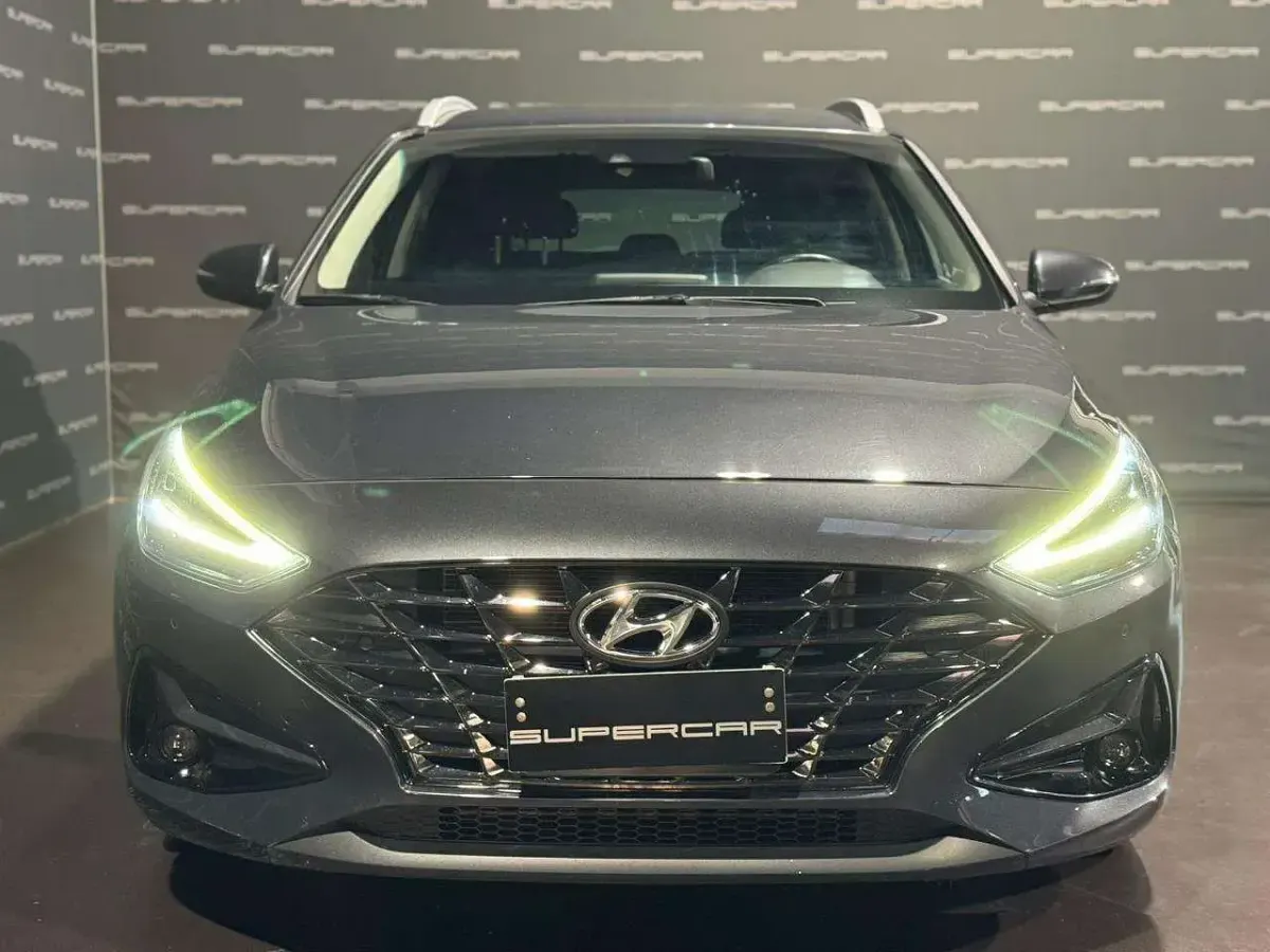 Usata Hyundai i30 Prime 120 CV (88 kW) 2023 Grigio scuro Station wagon