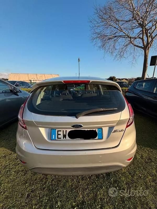 Usata Ford Fiesta 2014 Grigio Utilitaria