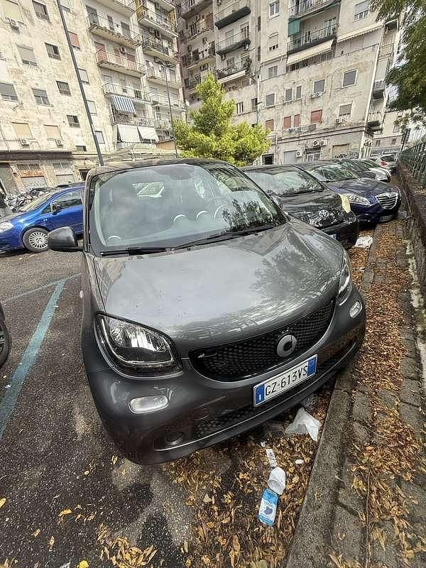 Usata Smart ForFour Pure 97 CV (71 kW) 2016 Utilitaria