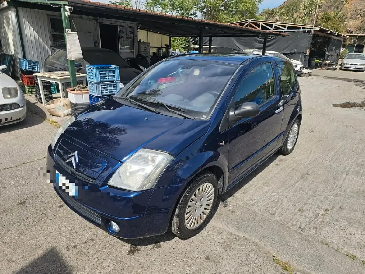 Usata Citroën C2 67 CV (49 kW) 2004 Blu Utilitaria