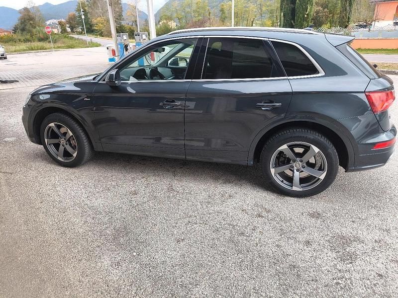 Usata Audi Q5 S-Line 163 CV (119 kW) 2018 Grigio SUV