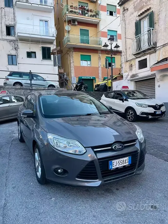 Usata Ford Focus Titanium 150 CV (110 kW) 2012 Grigio Berlina