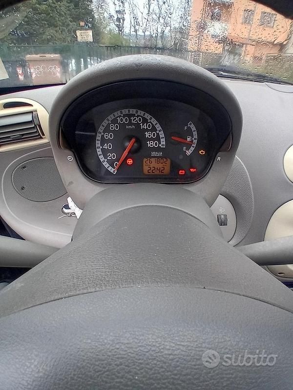 Käytetty Fiat 600 54 HP (39 kW) 2007 Viistoperä