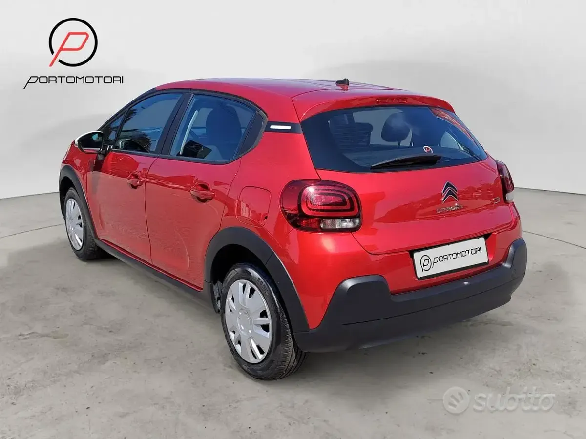 Usata Citroën C3 PureTech 83 CV (61 kW) 2023 Rosso Utilitaria