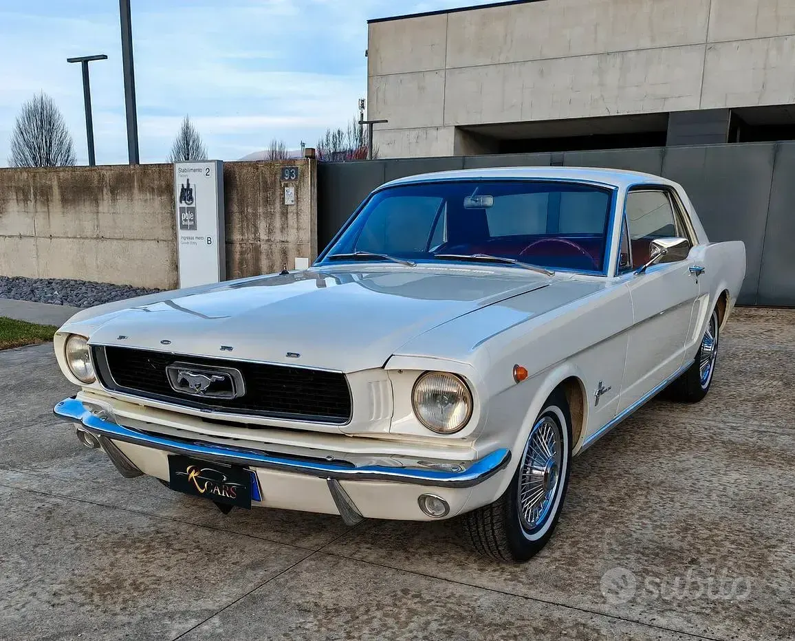 Usata Ford Mustang 120 CV (88 kW) 1960 Bianco Coupé