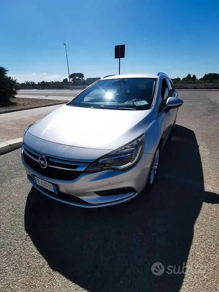 Usata Opel Astra Cosmo 136 CV (100 kW) 2016 Grigio Station wagon