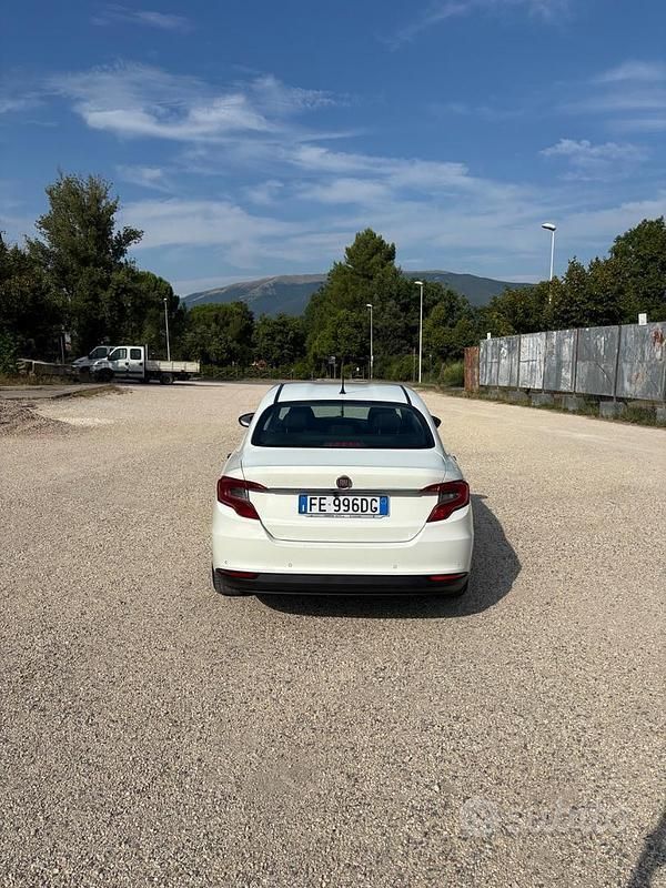 Usata Fiat Tipo 84 CV (61 kW) 2016 Bianco Berlina