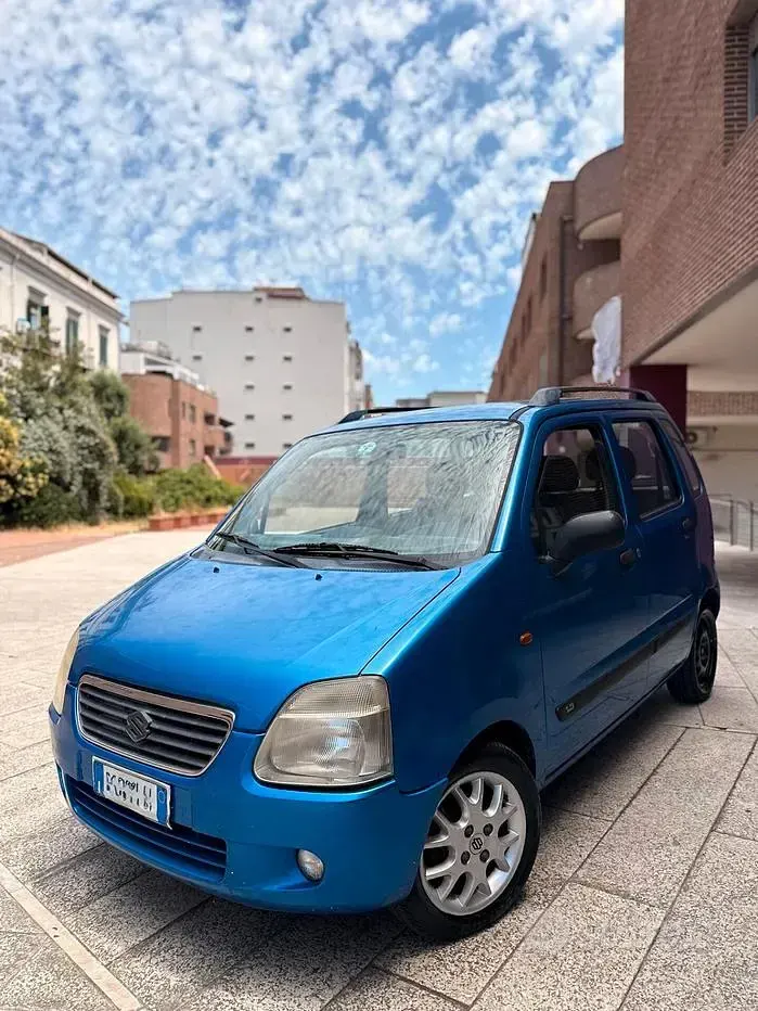 Usata Suzuki Wagon R+ GL 76 CV (55 kW) 2002 Bluazzurro Monovolume