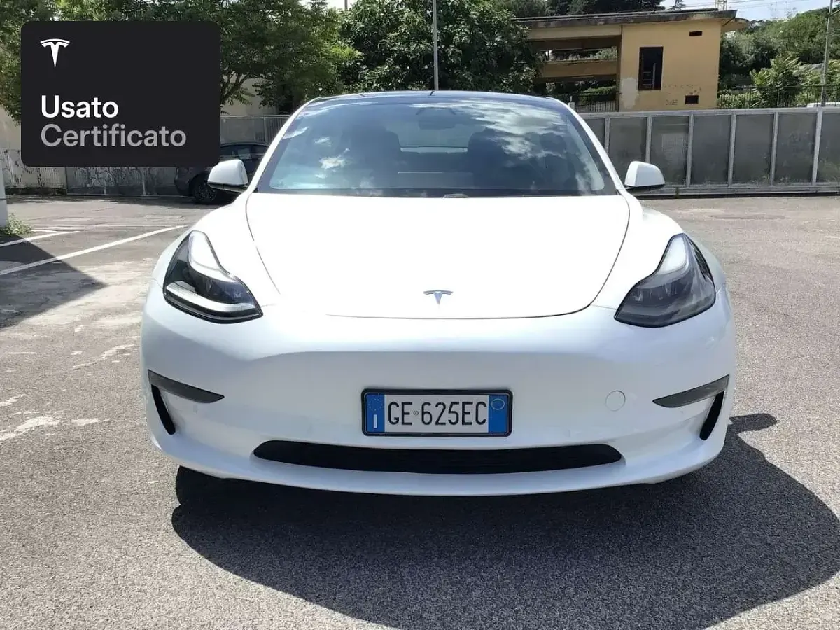 Usata Tesla Model 3 Long Range AWD 324 kW (441 CV) 2021 Pearl white multicoat Berlina