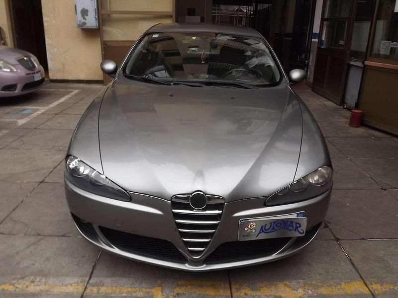 Usata Alfa Romeo 147 Distinctive 120 CV (88 kW) 2006 Utilitaria