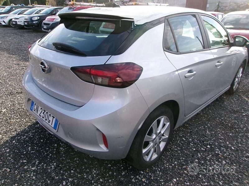 Usata Opel Corsa Edition 101 CV (74 kW) 2023 Grigio Utilitaria