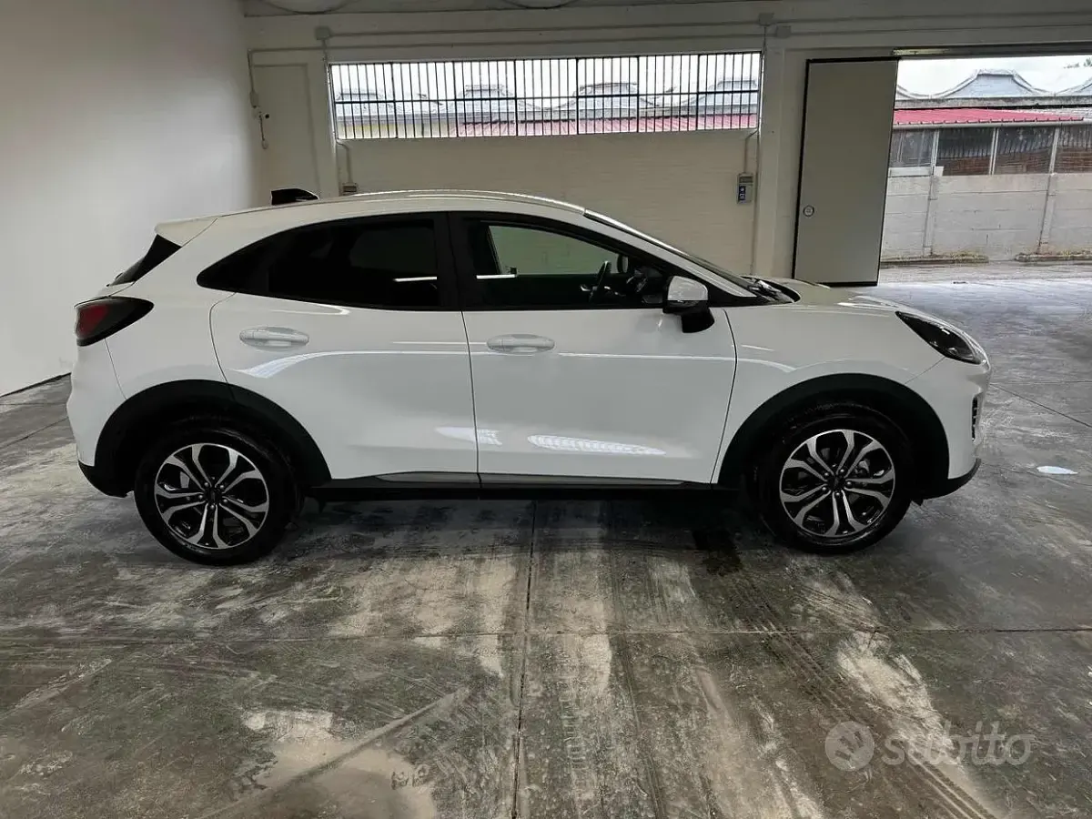 Usata Ford Puma S 125 CV (91 kW) 2024 Bianco SUV