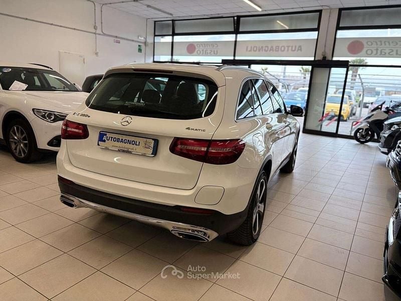 Usata Mercedes GLC450 AMG 211 CV (155 kW) 2017 Bianco SUV