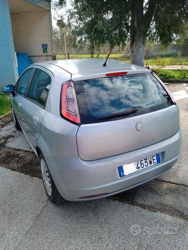 Usata Fiat Grande Punto 65 CV (47 kW) 2008 Grigio Utilitaria